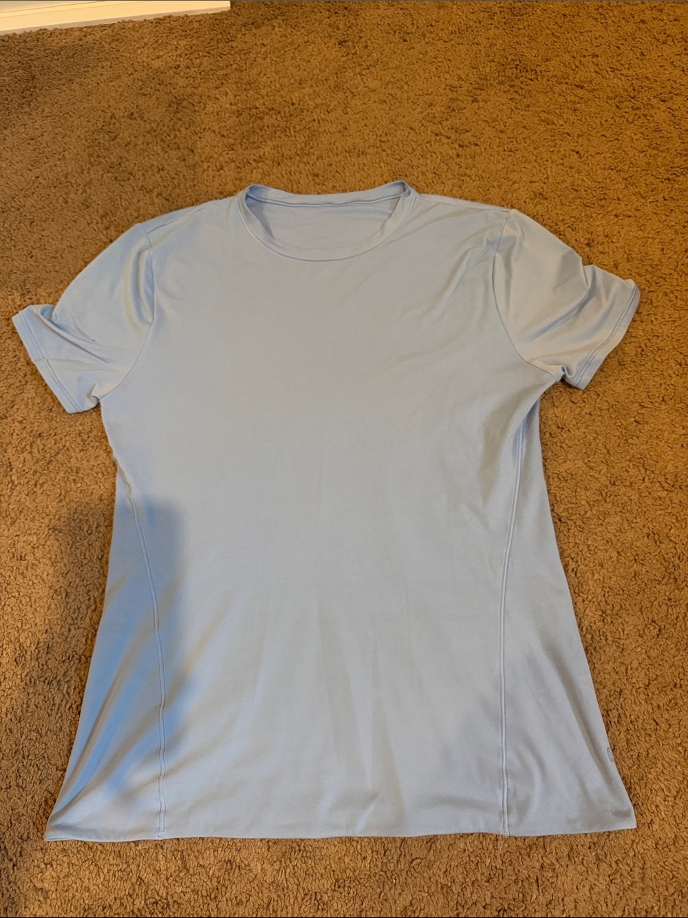 lululemon athletica Women’s Light Blue Short Sleeve Tee
